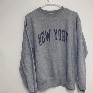 Brandy Melville New York crewneck sweatshirt